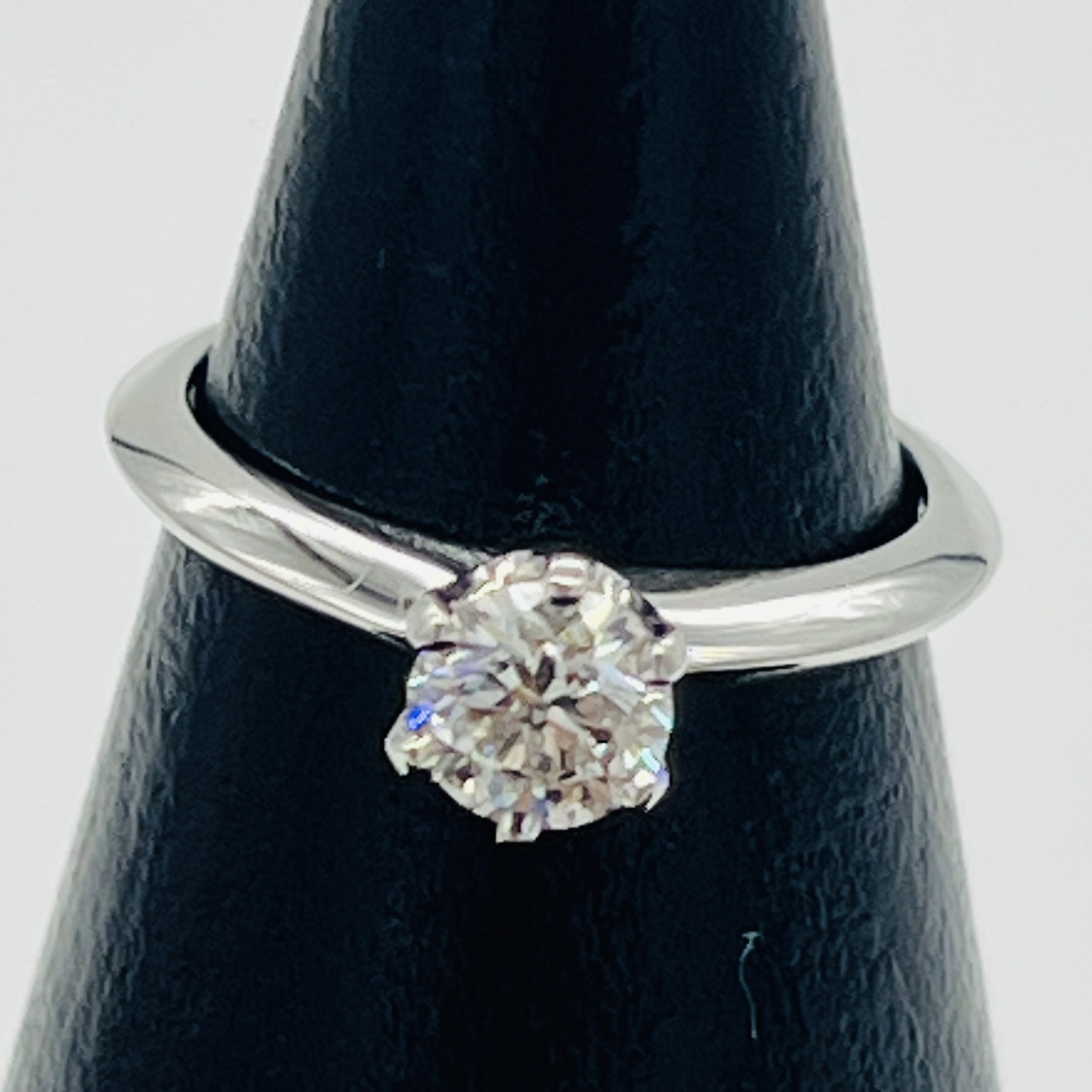 ティファニー ソリテール 0.46ct の実物