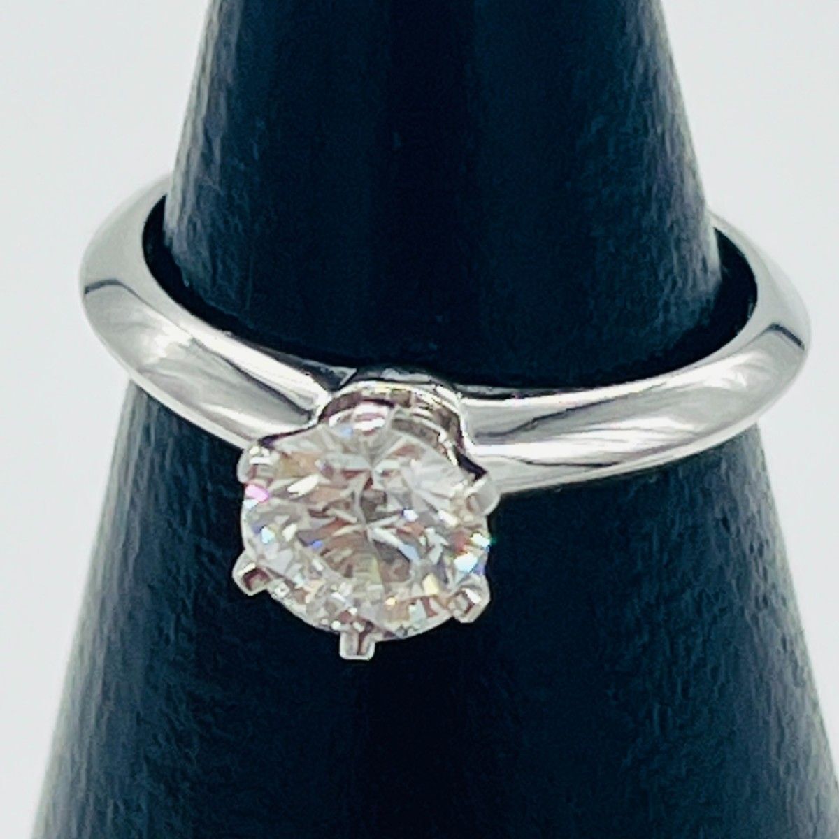 ティファニー ソリテール Pt950 0.75ct ダイヤモンドリング